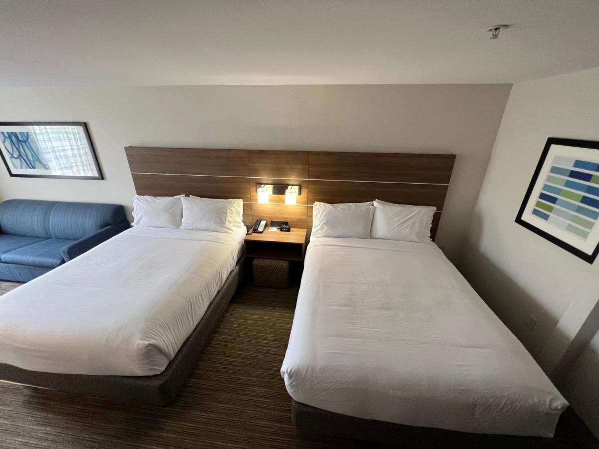 Holiday Inn Express Hotel & Suites Lake Elsinore By Ihg Esterno foto