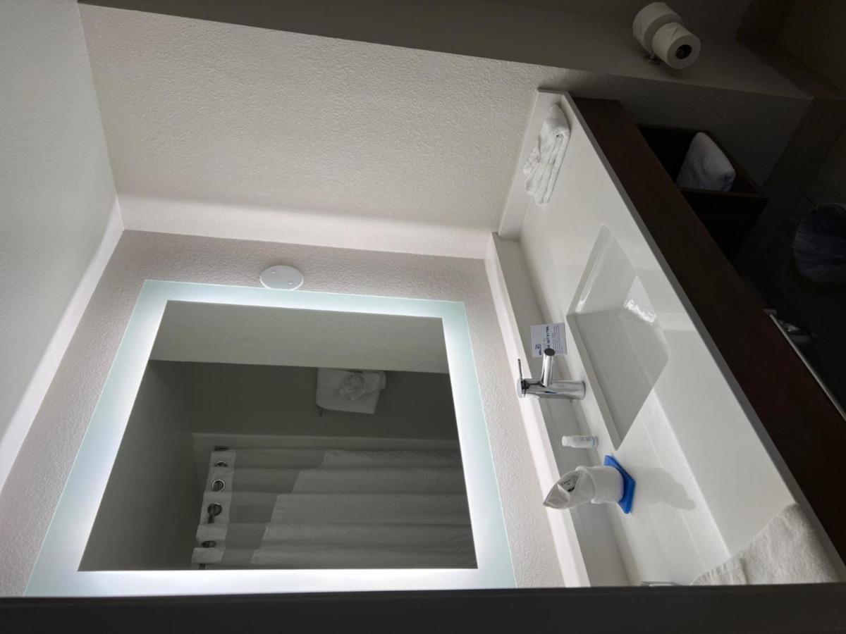 Holiday Inn Express Hotel & Suites Lake Elsinore By Ihg Esterno foto