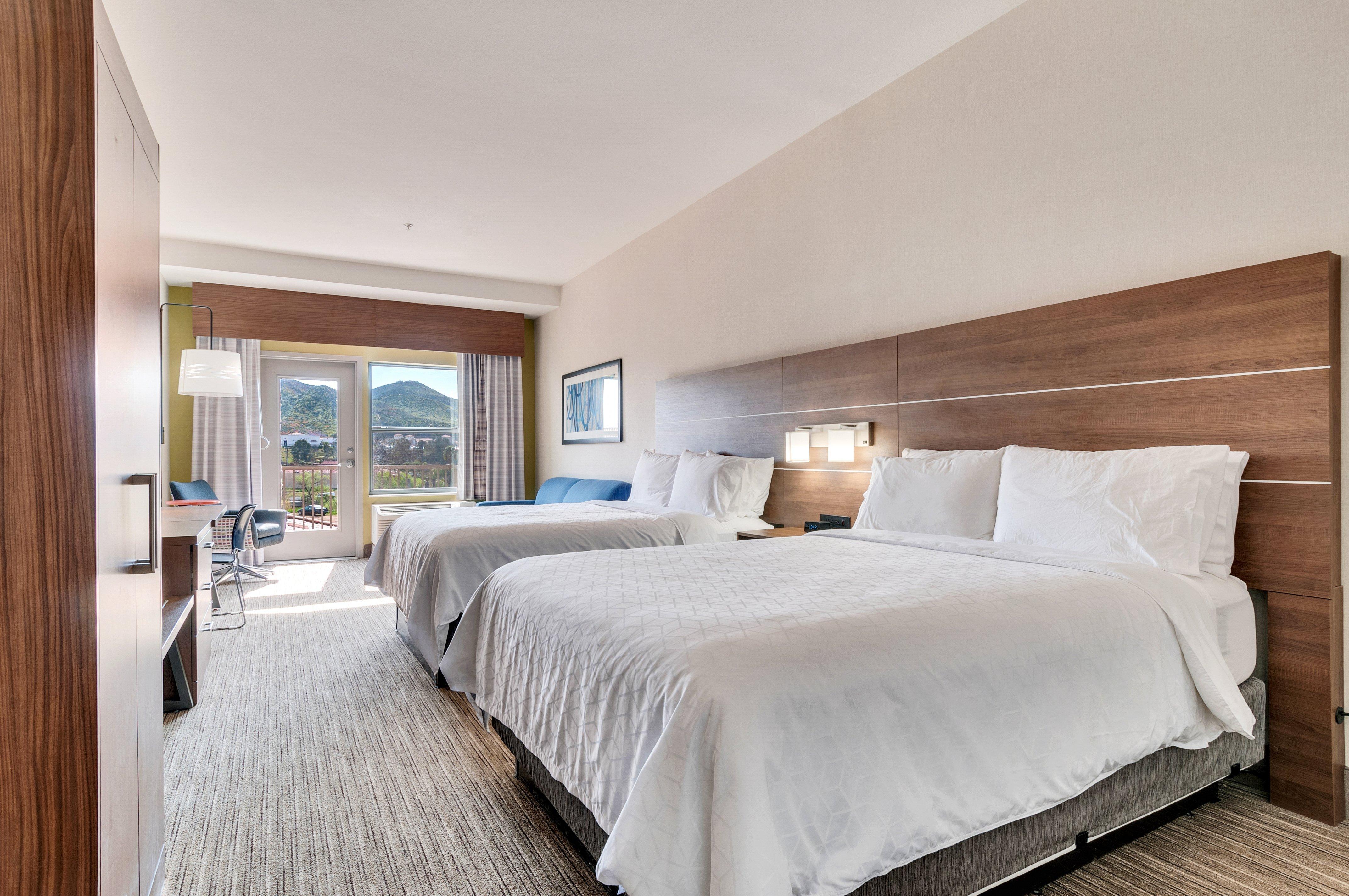 Holiday Inn Express Hotel & Suites Lake Elsinore By Ihg Esterno foto