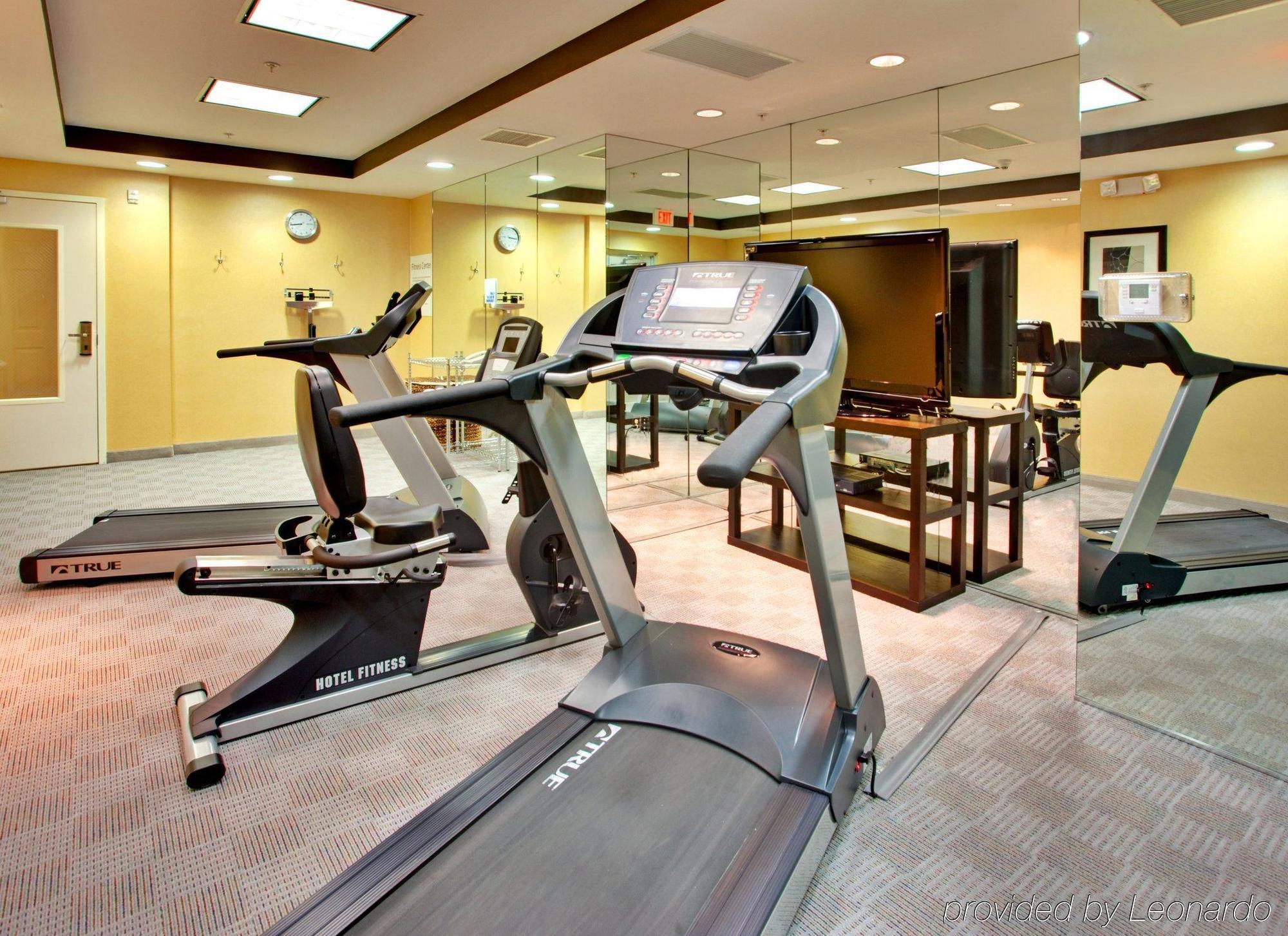 Holiday Inn Express Hotel & Suites Lake Elsinore By Ihg Servizi foto